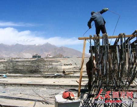 组图：青藏铁路工程建设进入收尾阶段