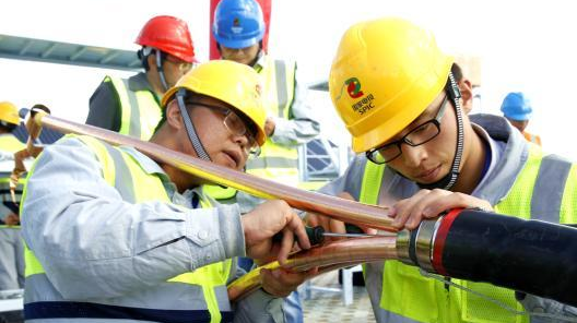 青海光伏产业工人首次比拼“实战”技能 磨练“工匠精神”