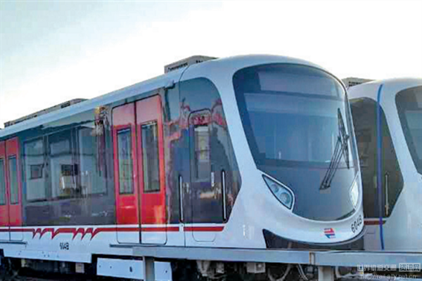 中国中车出口土耳其的新型贯通式六轴铰接地铁车辆。