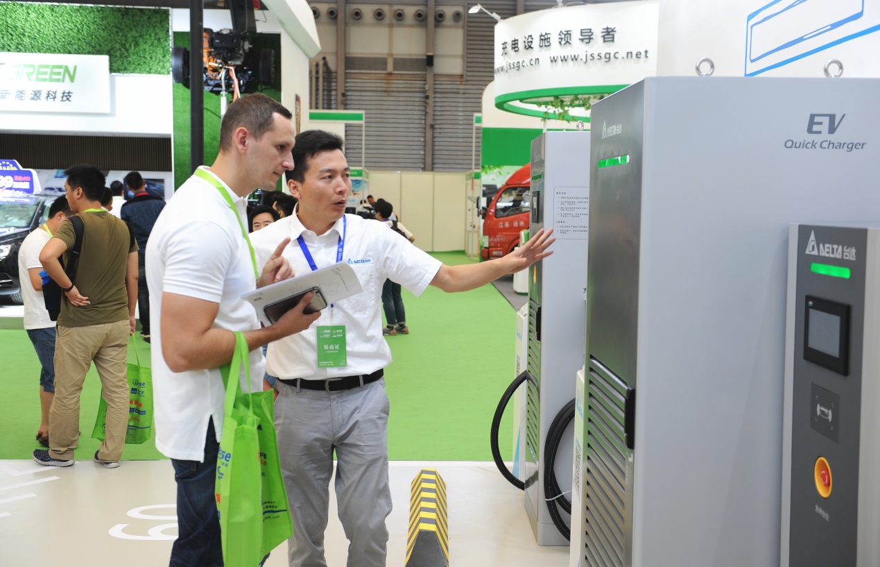 充电设施政策红包不断  上海充电设备展8月23举行  