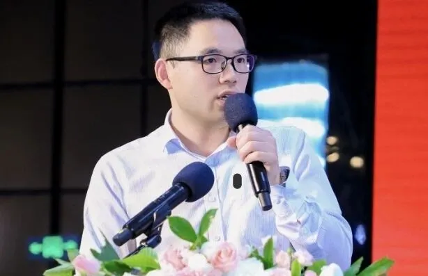 铁路柔性供电技术及产品解决方案